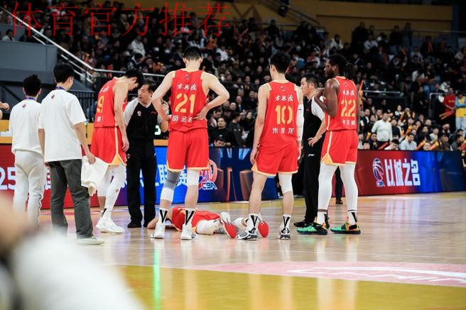 孙铭徽全场出战26分钟,8中3得到7分6板4助攻1抢断 孙铭徽全场出战26分钟,8中3得到7分6板4助攻1抢断